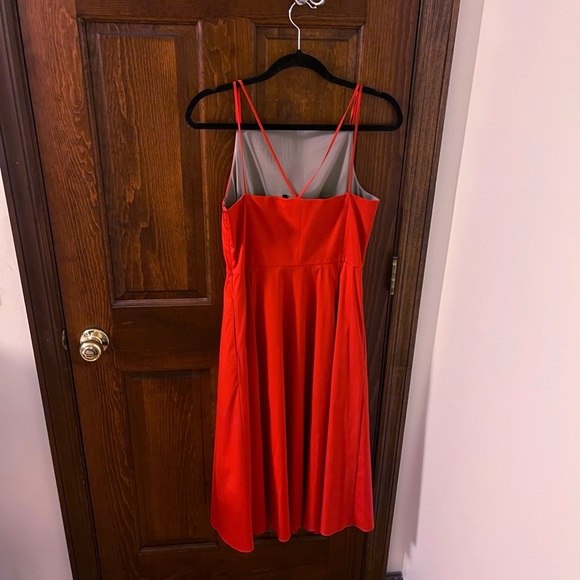THEORY Red Square Neck Midi Dress Good Cotton NWOT Size 6 - Picture 7 of 9